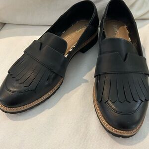 Tom’s Cara penny loafer sz 8 m. Black leather